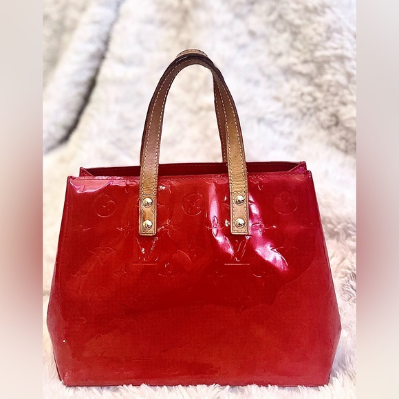 Louis Vuitton Monogram Vernis Reade PM - Picture 4 of 15
